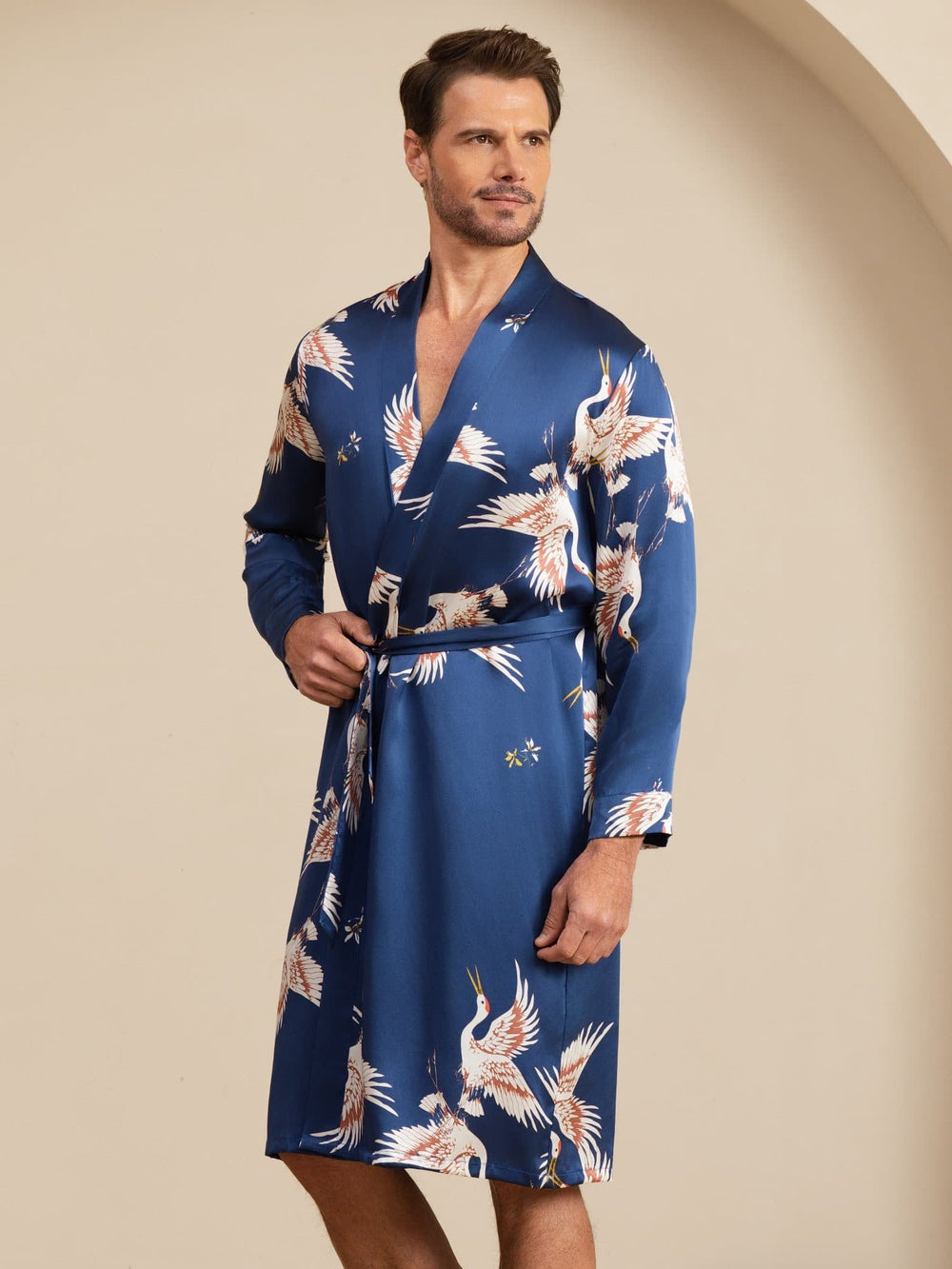 19Momme Pure Silk Men’s Knee Length Crane Printed Robe With Belted Design