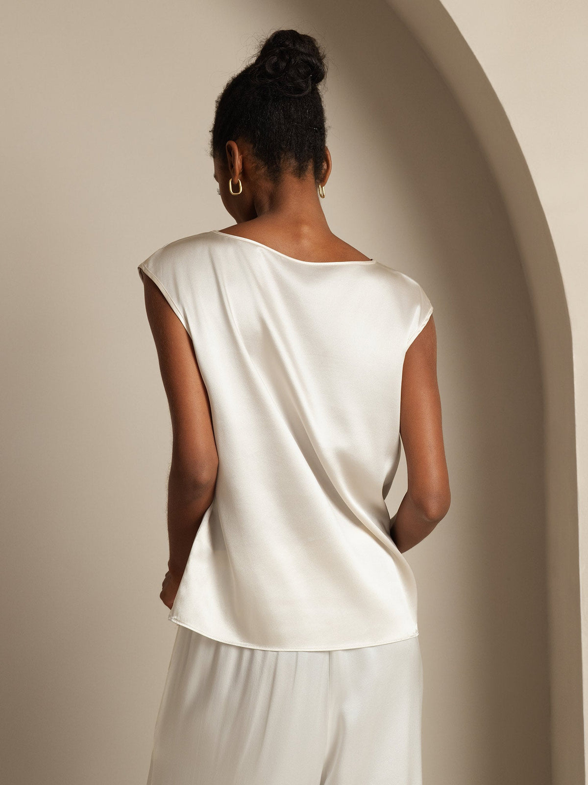 19Momme Silk Cap Sleeve Round Neck Women's Top