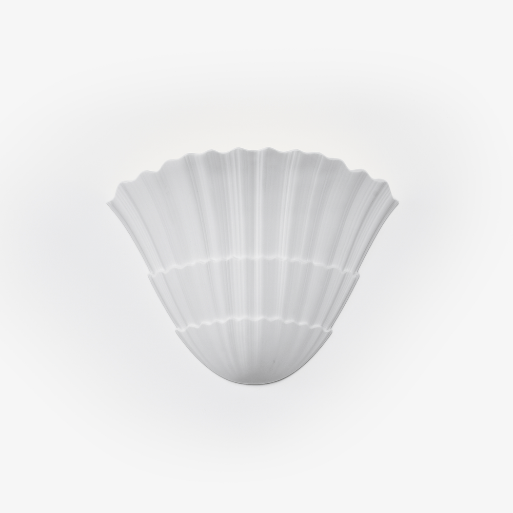 Pleated Shell Wall Light