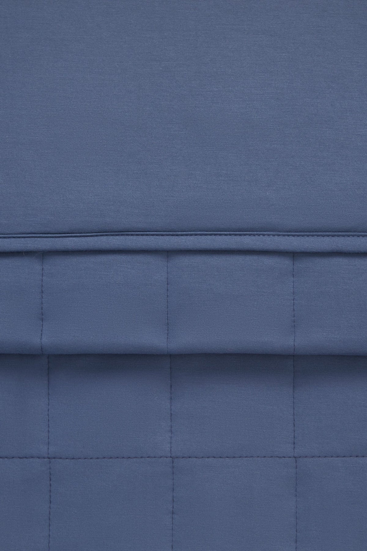 Throw Blanket in Oxford 2.5
