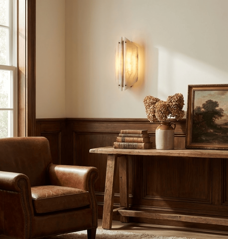 Crest Alabaster Wall Lamp