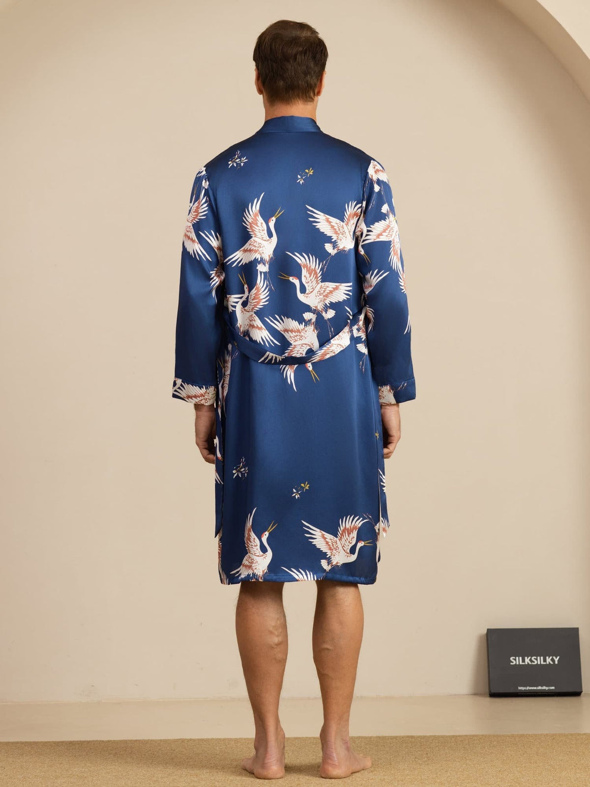 19Momme Pure Silk Men’s Knee Length Crane Printed Robe & Sleep Shorts Set