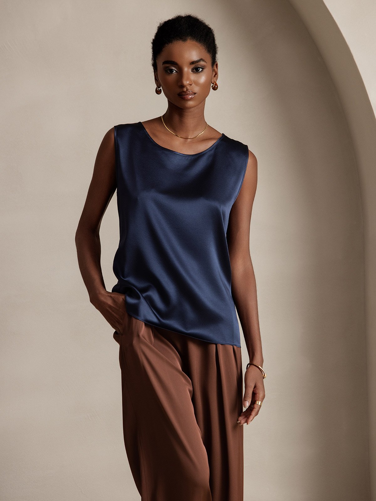 19Momme Silk Sleeveless Round Neck Women's Tank Top