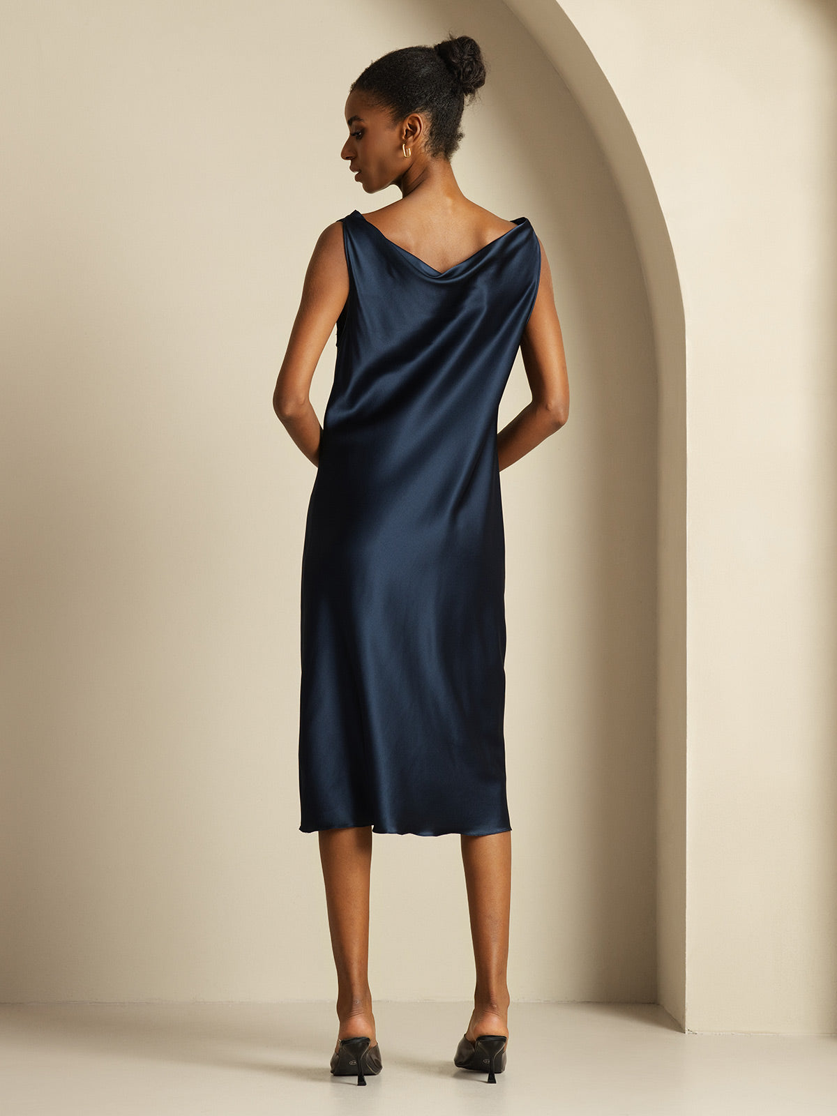 19Momme Silk Sleeveless Cowl Neck Knee Elegant Dress