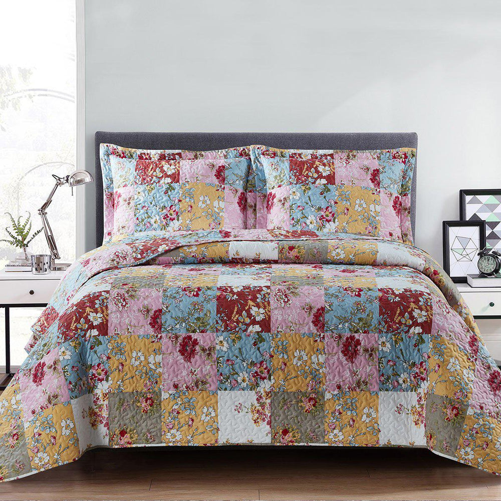 Daphne Reversible Quilt -Bedspread Set