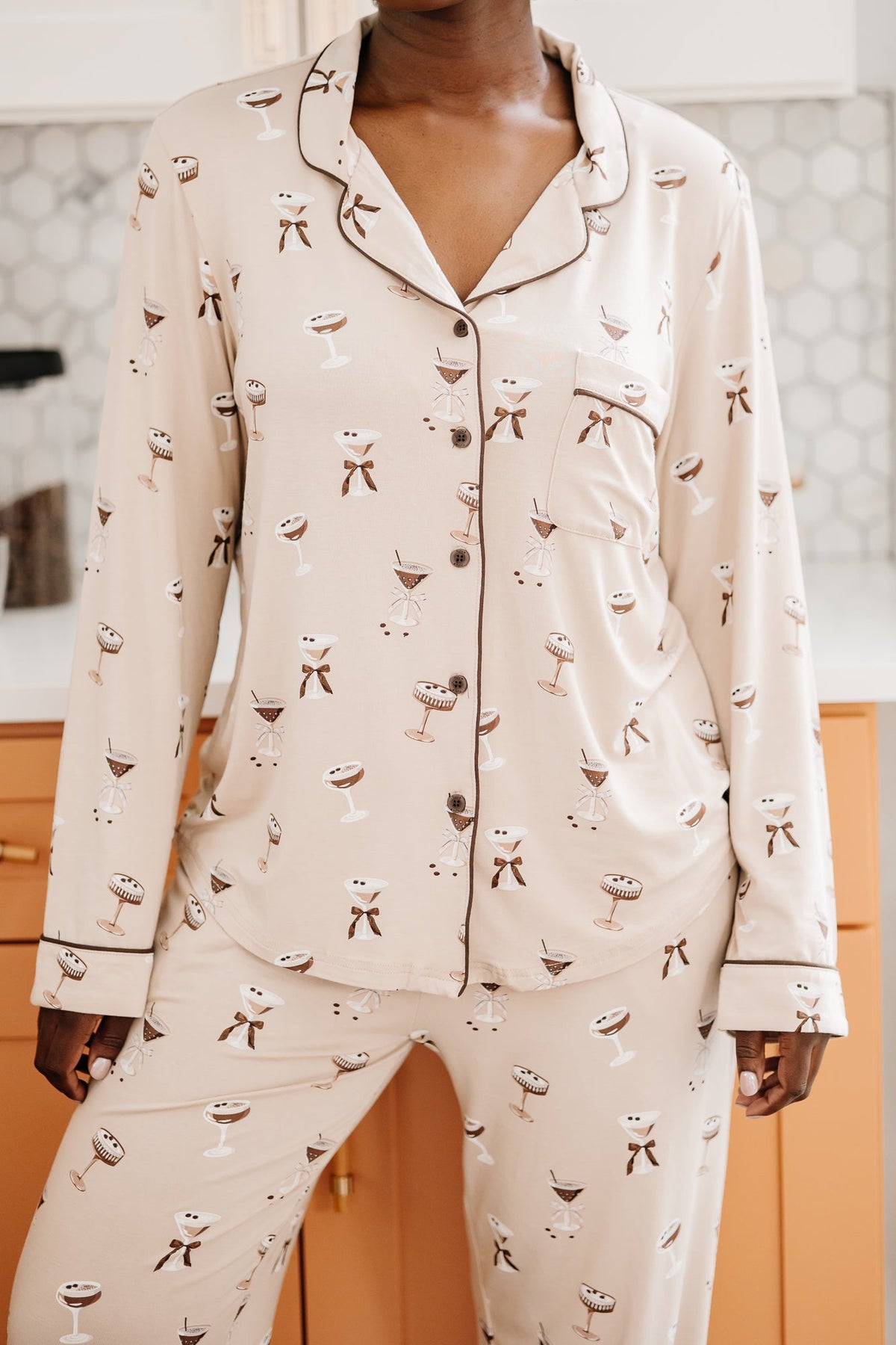 Long-Sleeved Women's Pajama Set in Espresso Martini