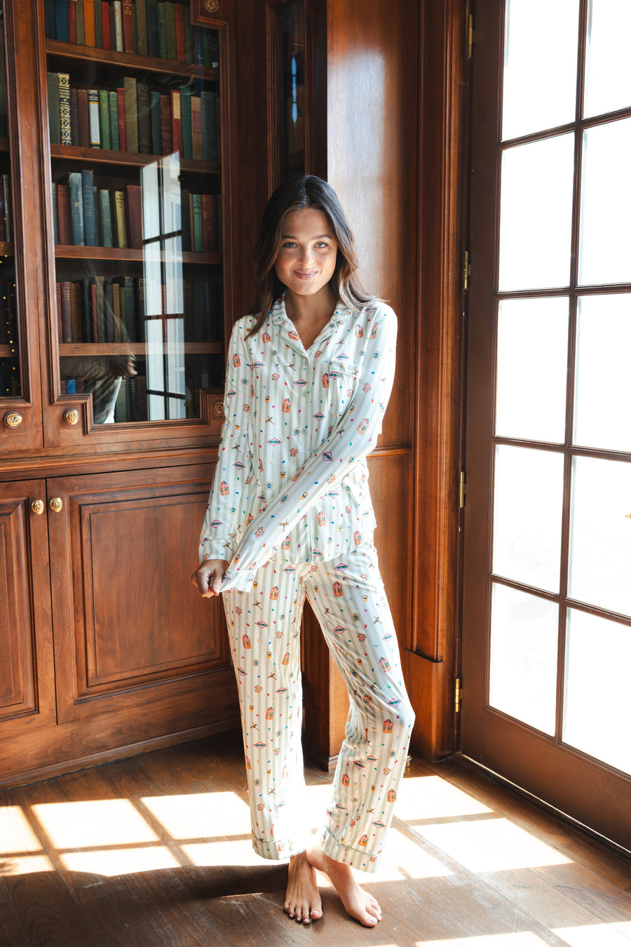 Long-Sleeved Women's Pajama Set in Honeydukes