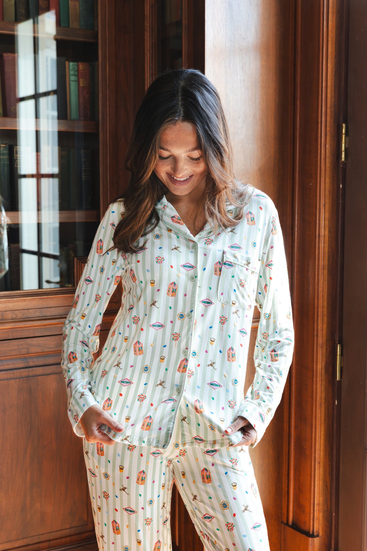 Long-Sleeved Women's Pajama Set in Honeydukes