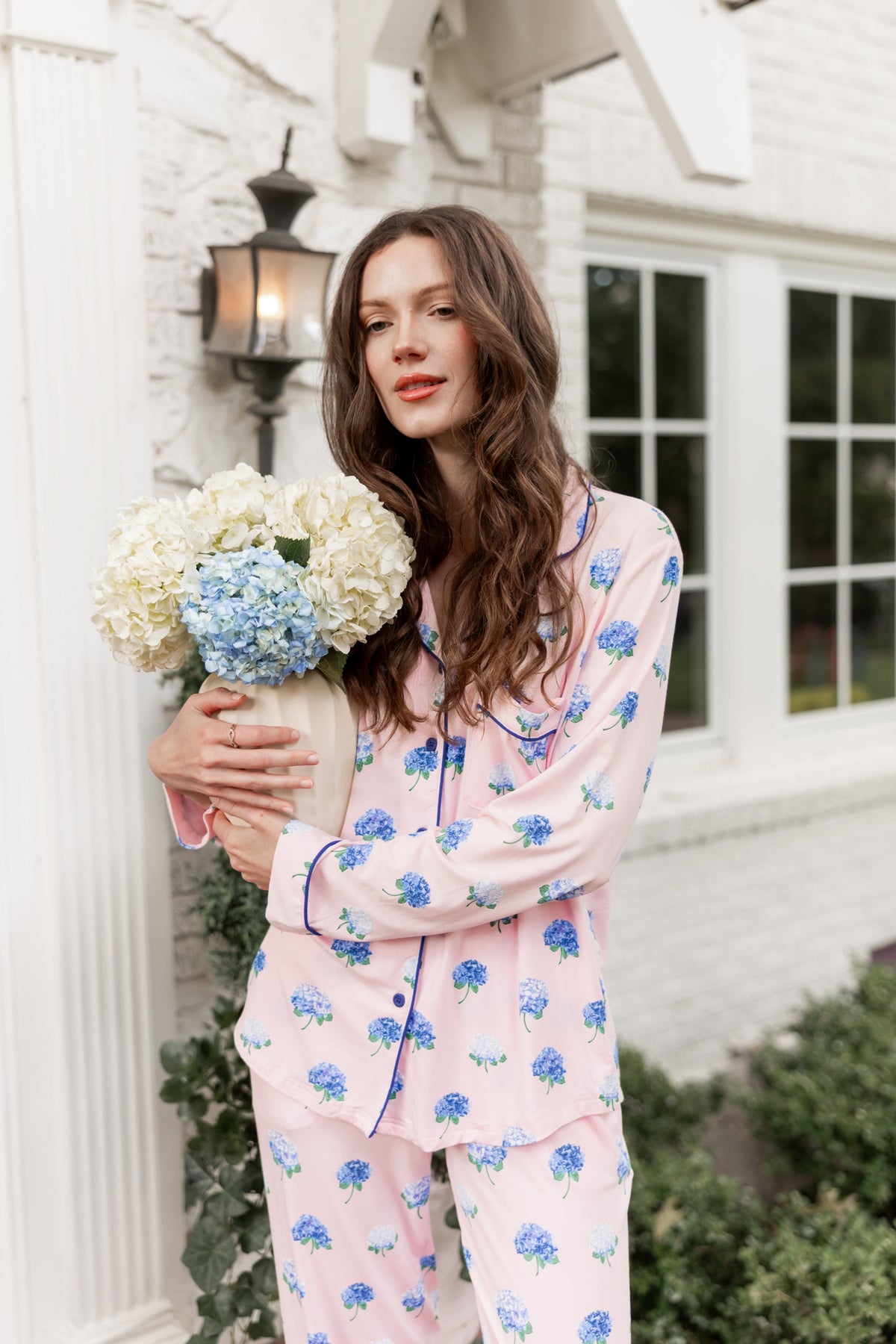 Long-Sleeved Women's Pajama Set in Sakura Hydrangea