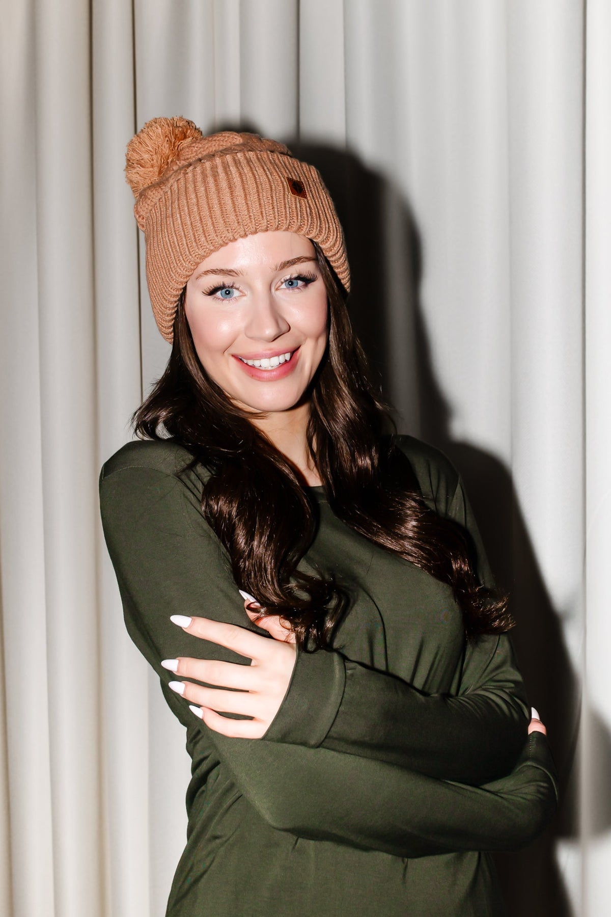 Cable Knit Pom Beanie in Latte