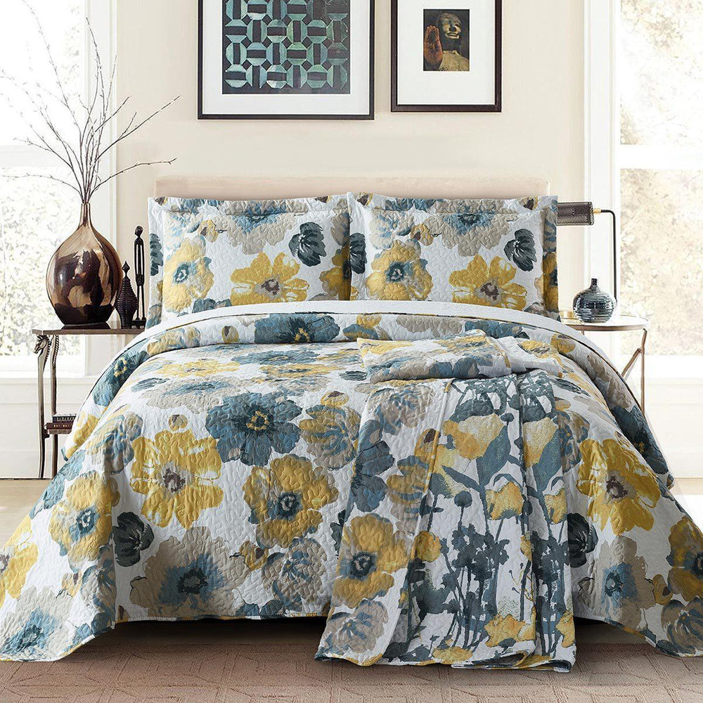 Leahanna Quilt / Bedspread Set