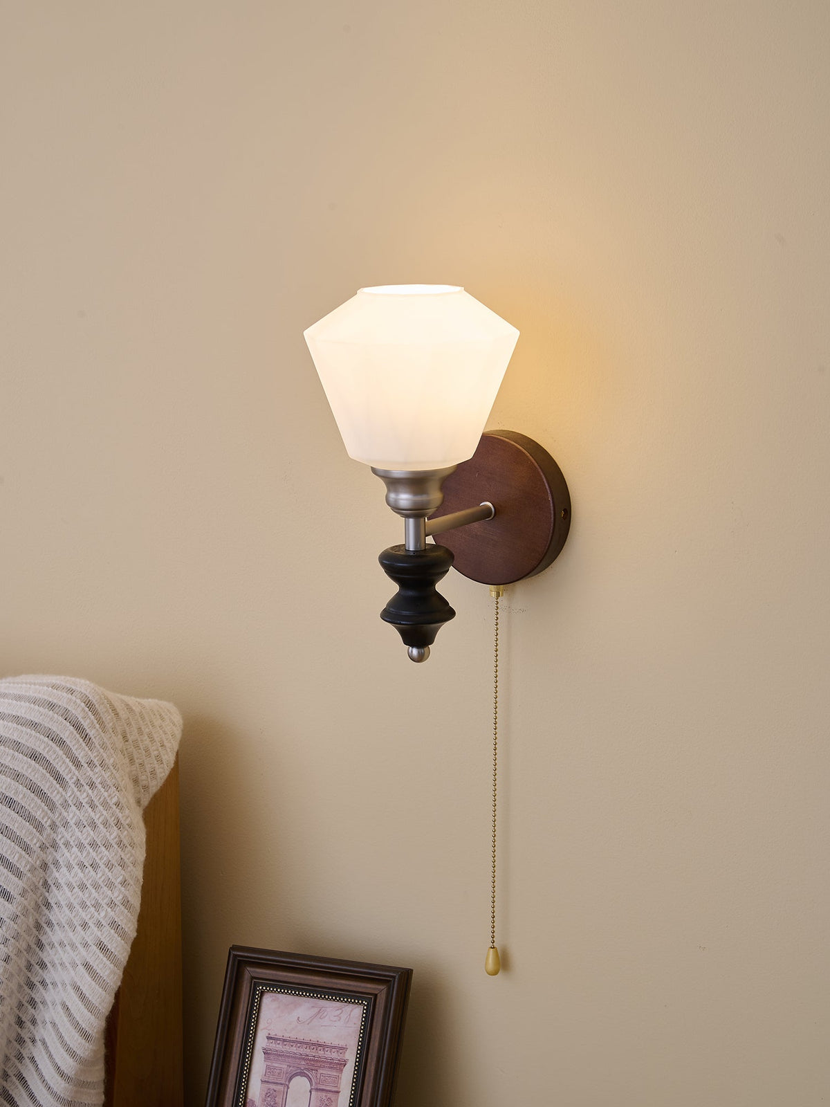 Lucille Wall Lamp