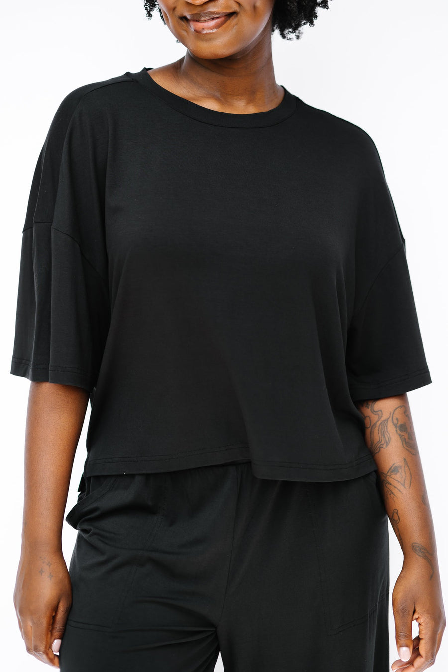 Women's Short Sleeve Boxy Tee in Midnight