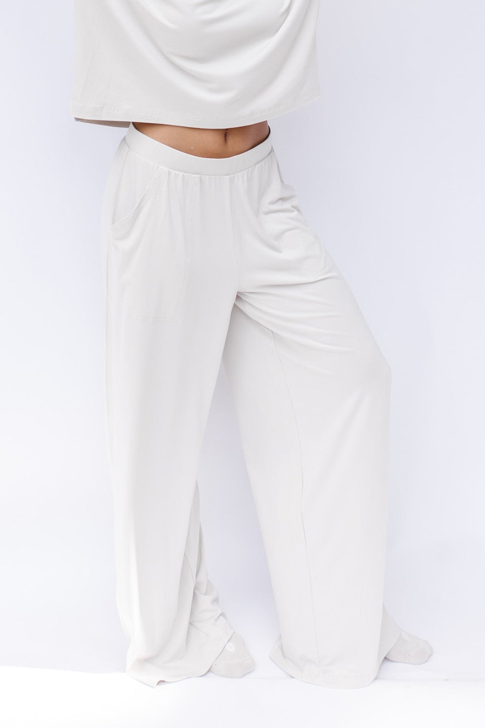Women's Wide Leg Pant in Oat