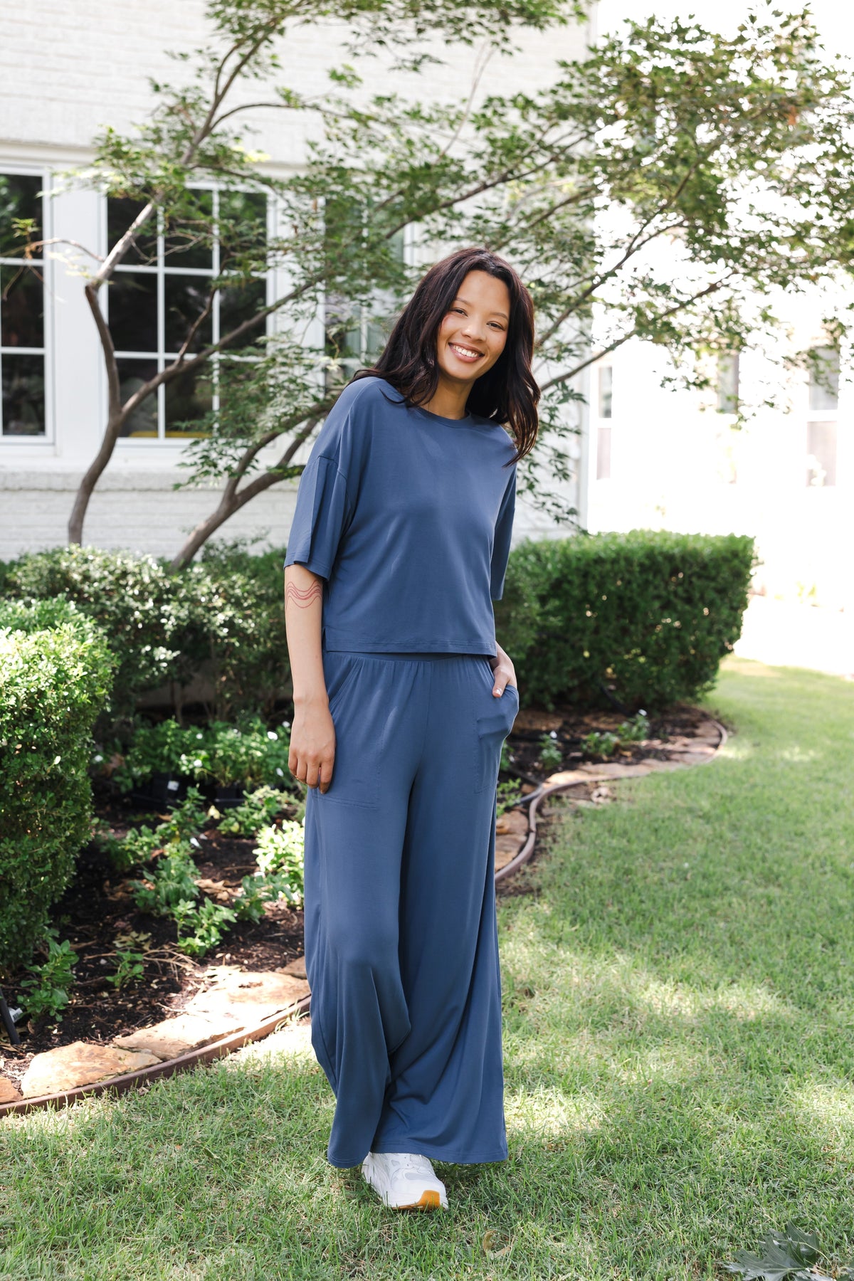 Women's Short Sleeve Boxy Tee in Oxford