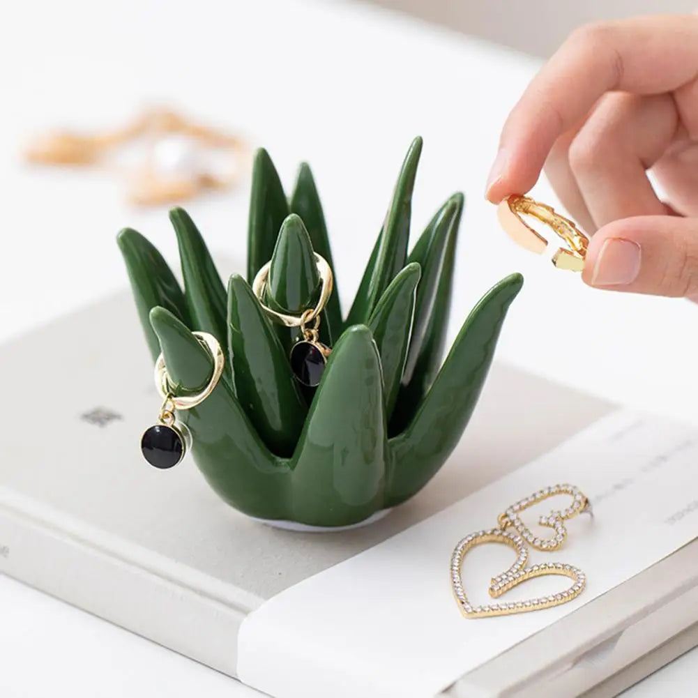 Sleepwyn Minimalist Succulent Ring Holder Dish