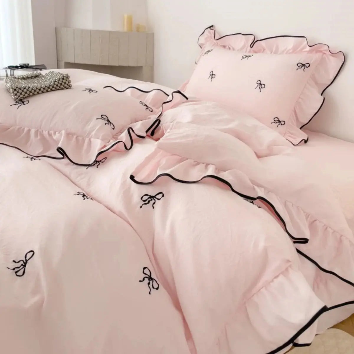 Sleepwyn Ruffle Bow Duvet Cover Set (4 Pcs)