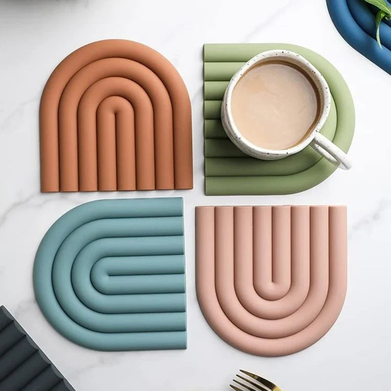 Sleepwyn Rainbow Silicone Trivets (2 Pcs)