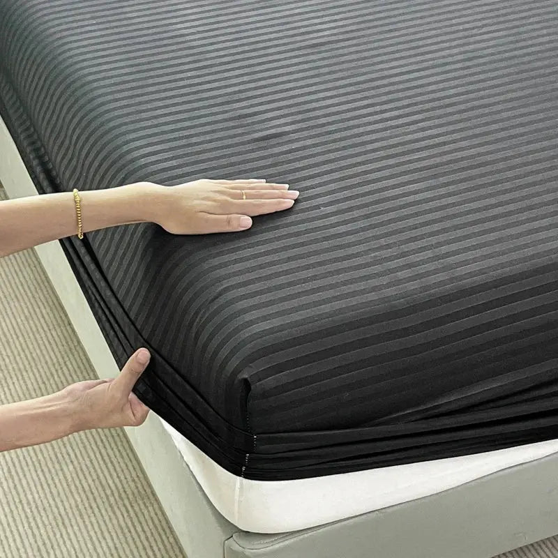 Sleepwyn Striped Embossed Fitted Sheet
