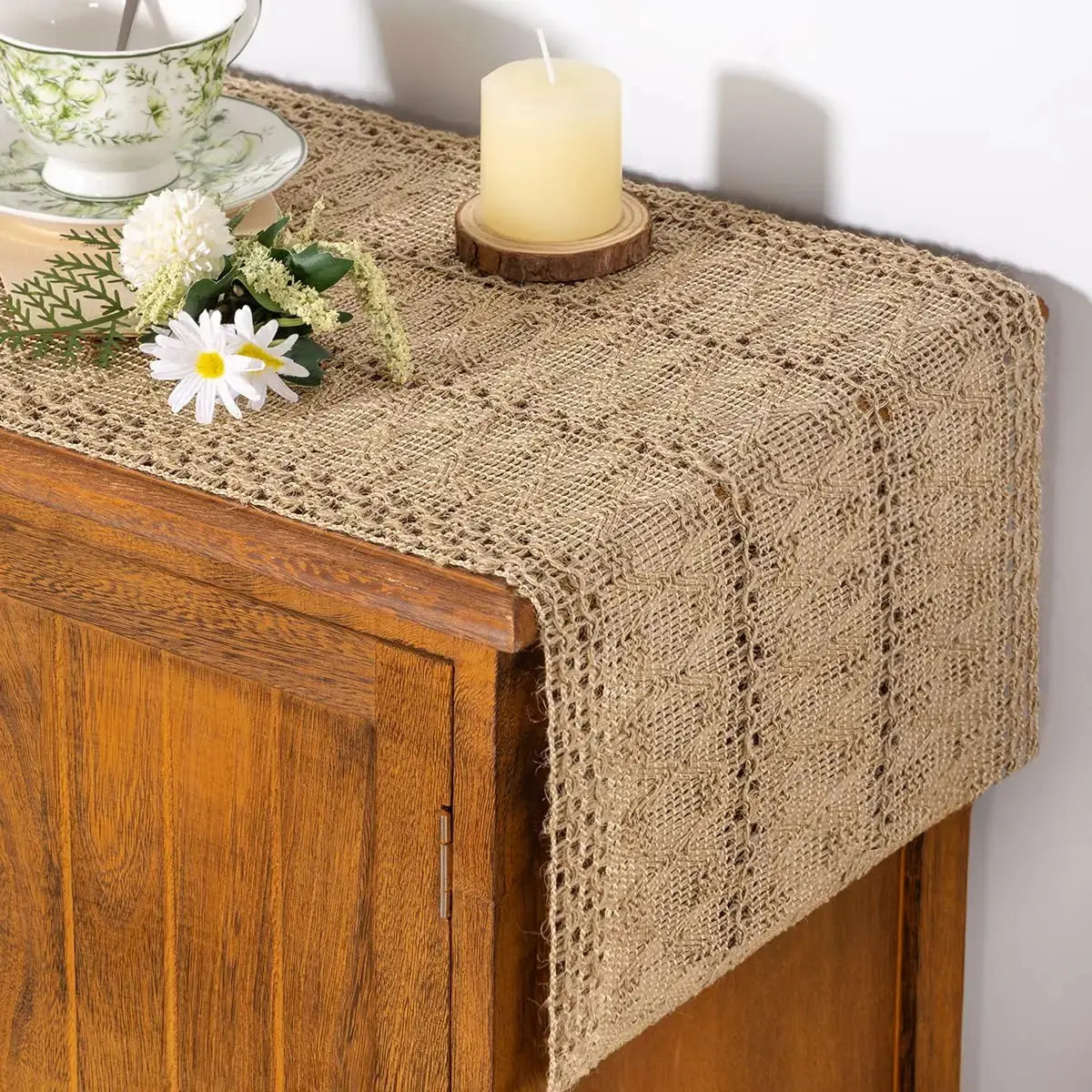 Sleepwyn Macrame Table Runner