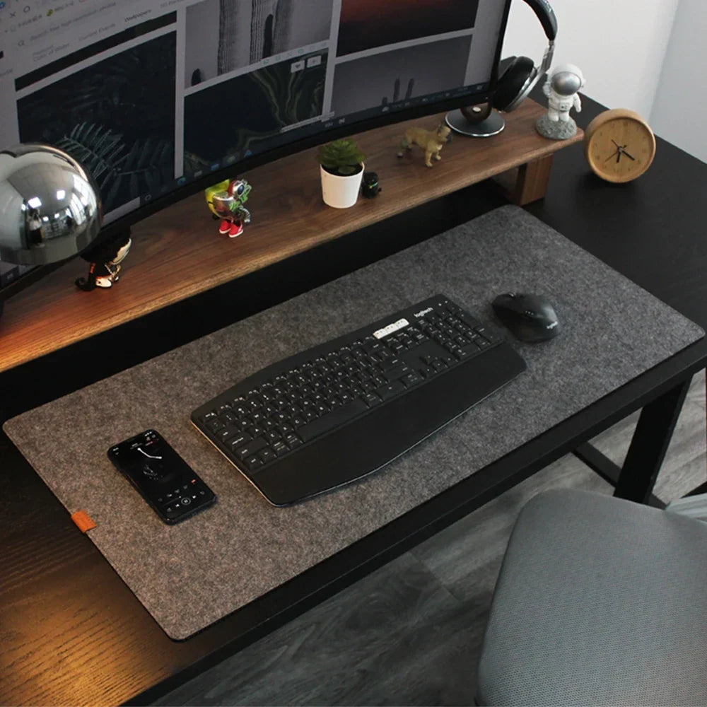 Sleepwyn Felt Desk Mat