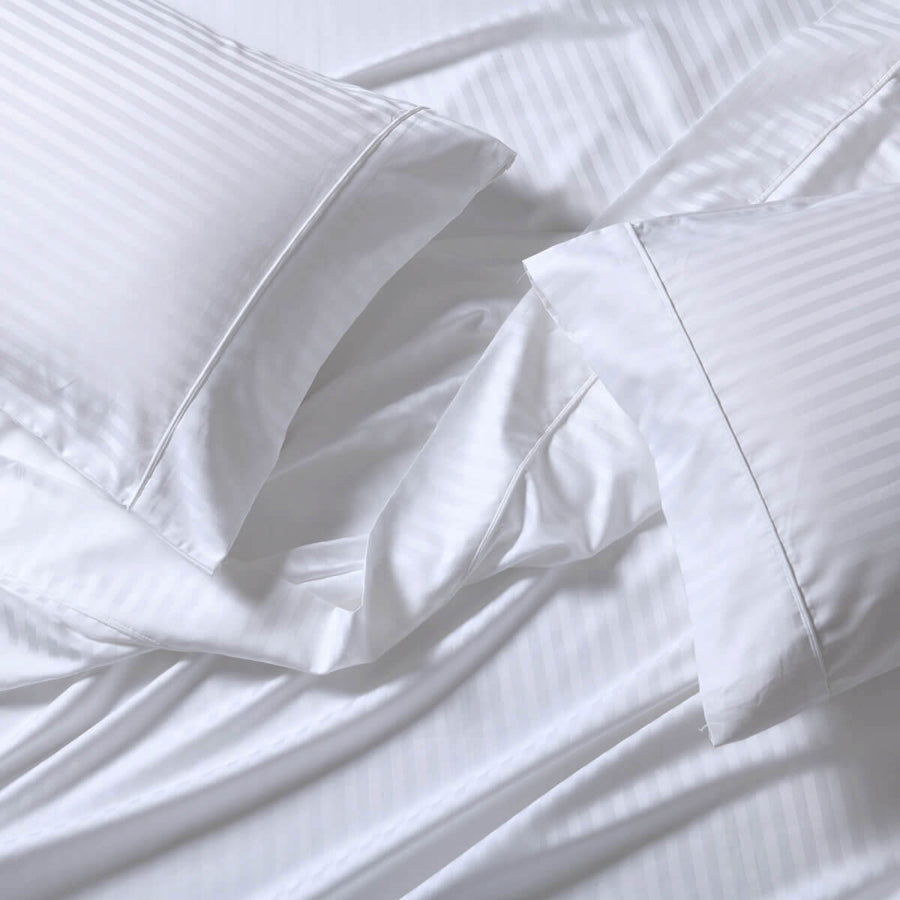 USA Low Profile (7-10 Inches) 608 Damask Stripe Sheet Set