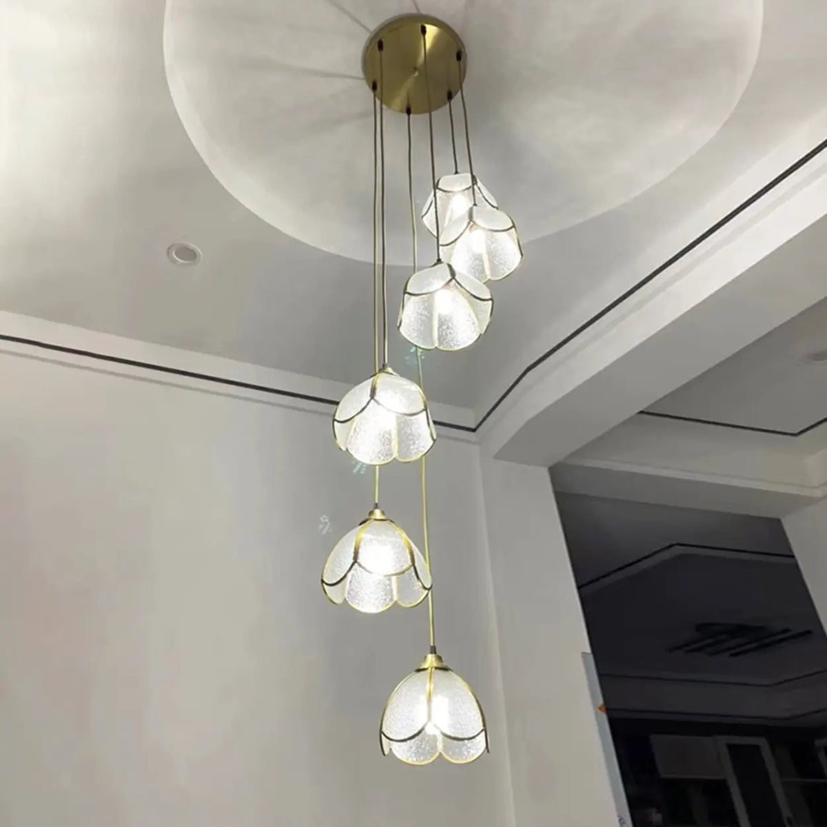 Elegant Clear Glass Flower Spiral Stairwell Pendant Light