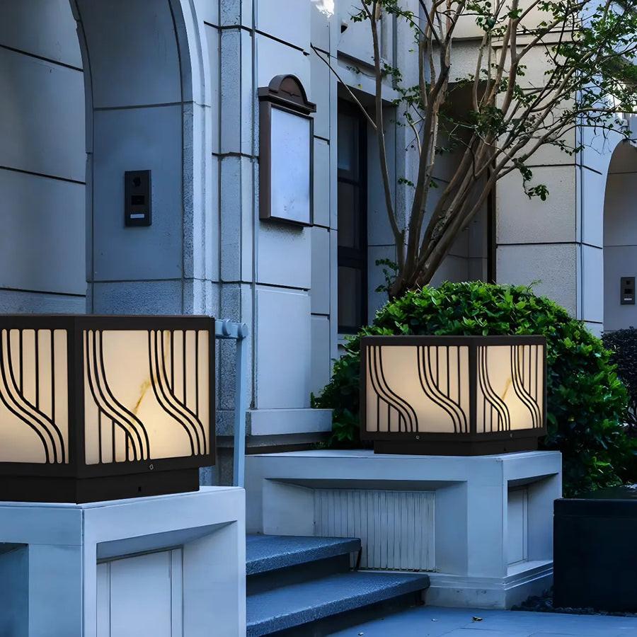 Fashion Square Line Decor Metal Outdoor Solar Pillar Light