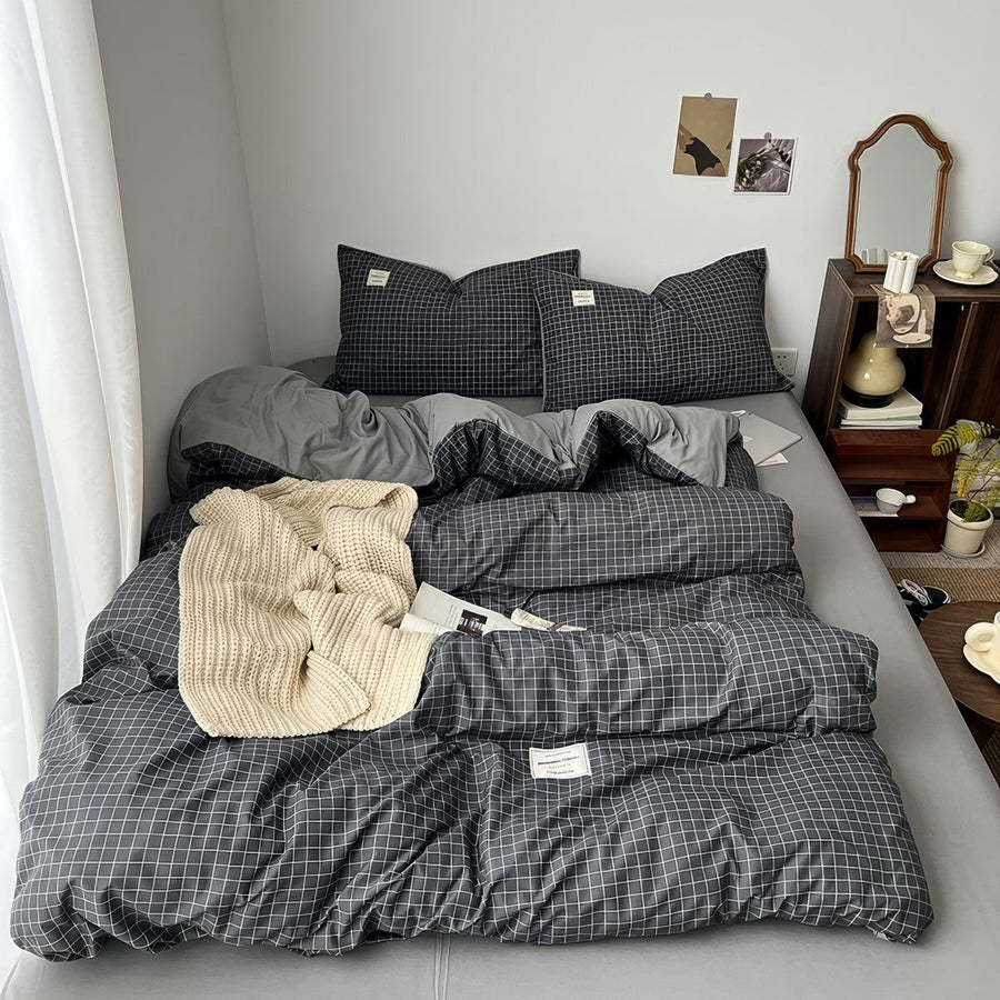 Minimalist Grey Grid Bedding Set