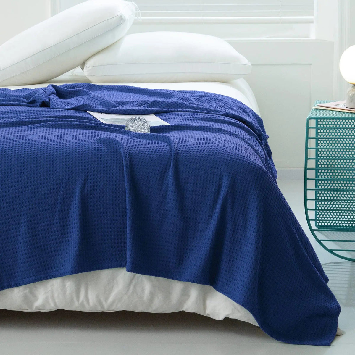 Sleepwyn Breathable Bamboo Cooling Blanket