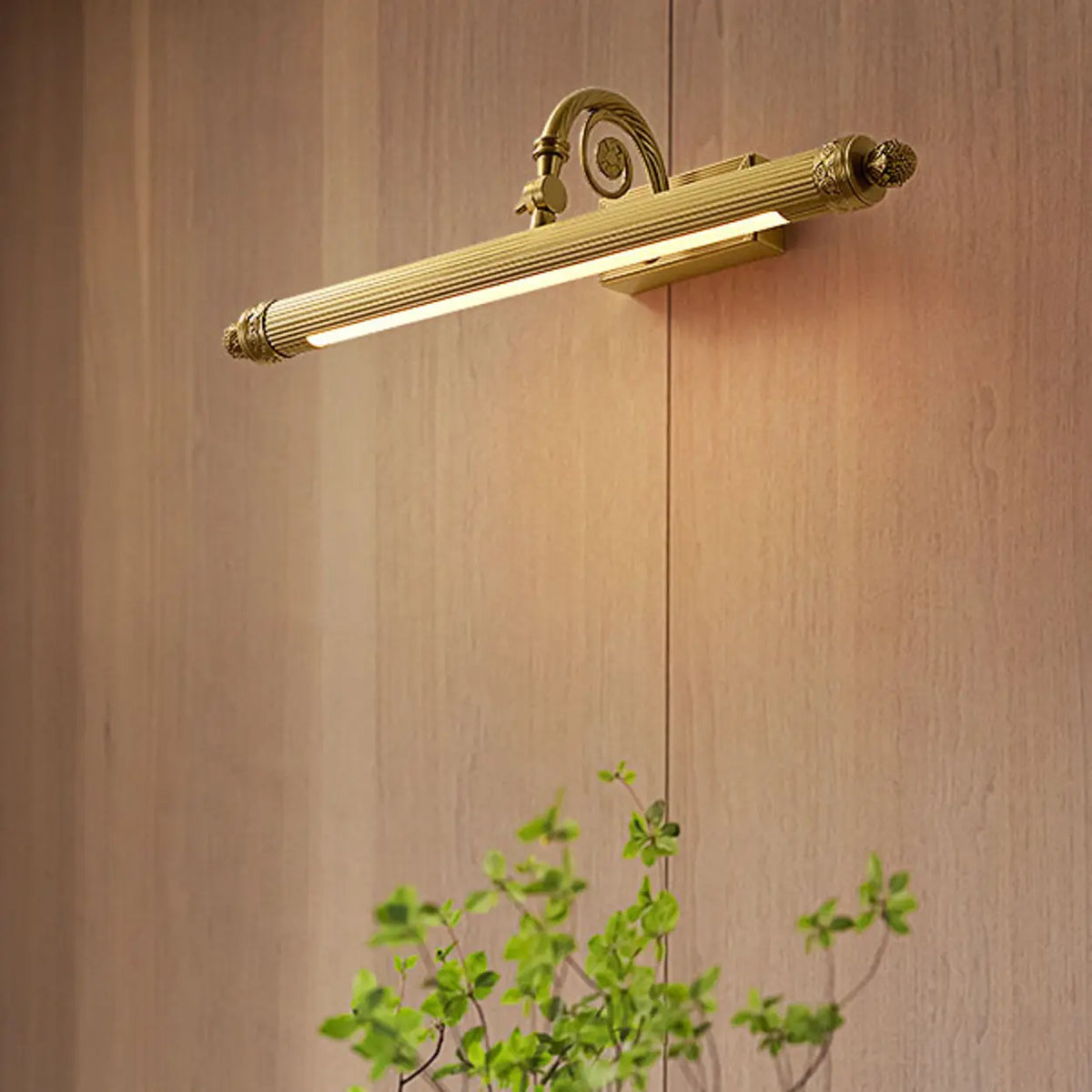 Rotating Vintage Gold Linear LED Metal Vanity Light