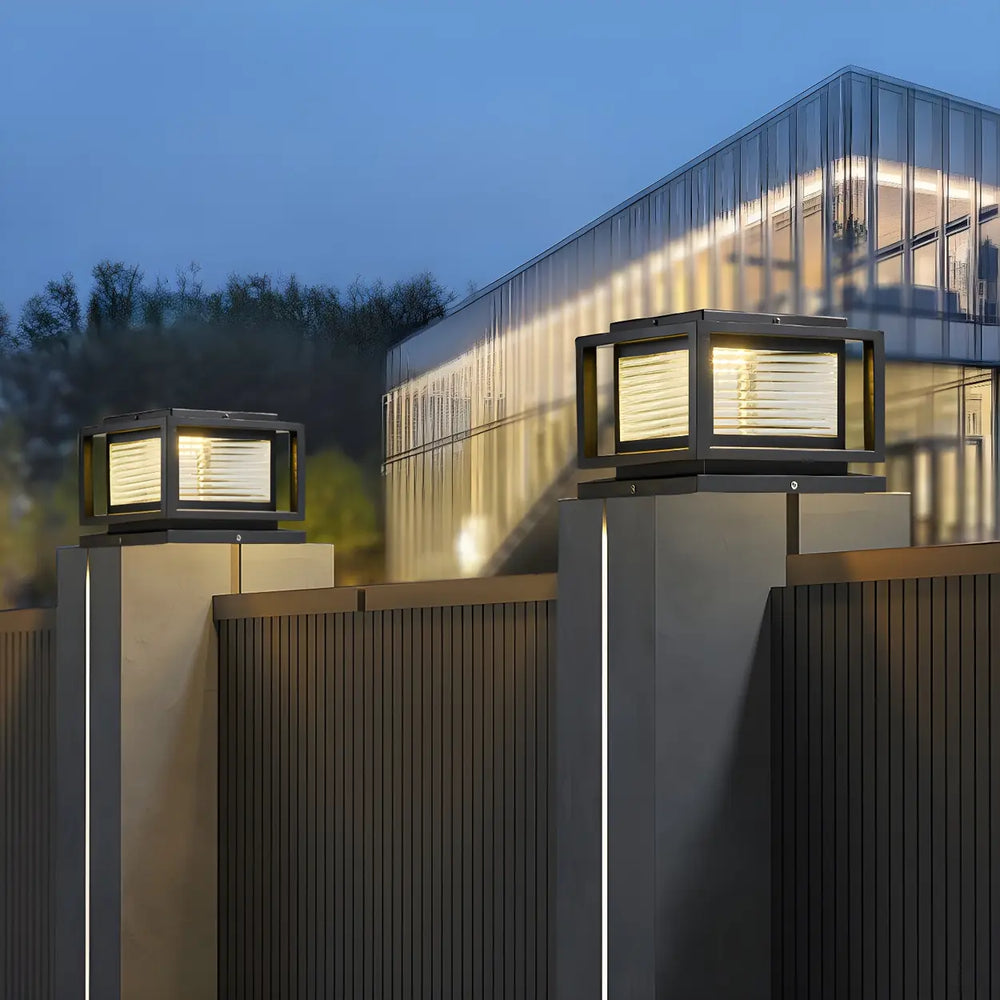Simple Rectangular Metal Outdoor Solar Pillar Light Black
