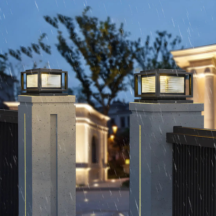 Simple Rectangular Metal Outdoor Solar Pillar Light Black