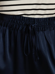 19Momme Silk Women’s High-Waist Elastic Drawstring Shorts With Pockets