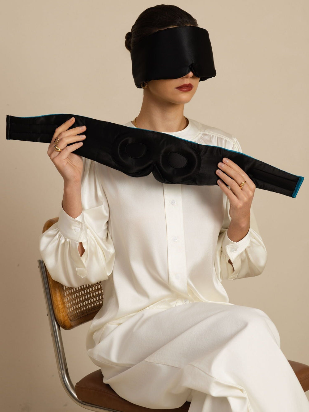 100% Mulberry Silk 3D Contoured Eye Mask With Velcro Closure