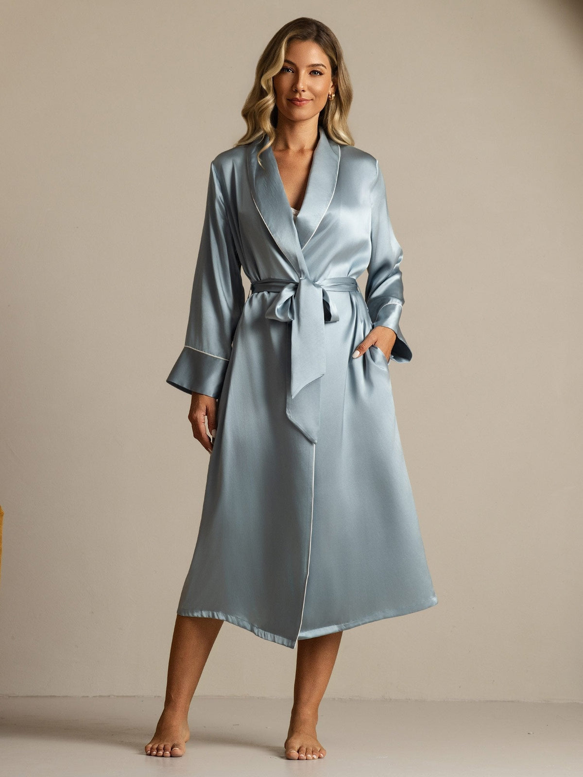 100% Mulberry Silk Belted Women's Long Lapel Robe with Pocket Design