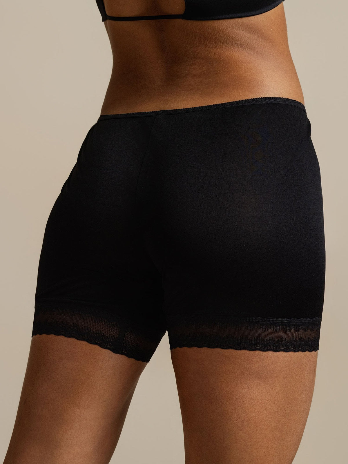 100% Mulberry Silk Lace Trim Anti-Chafing Shorts