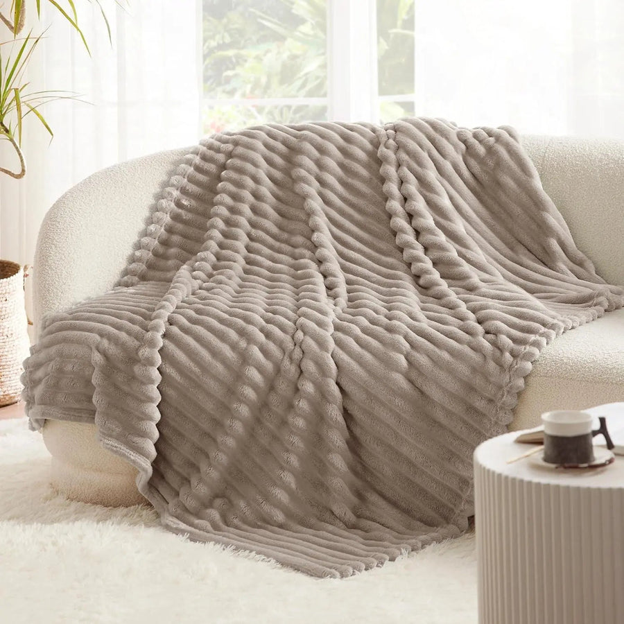 Sleepwyn Soft Faux Rabbit Fur Blanket