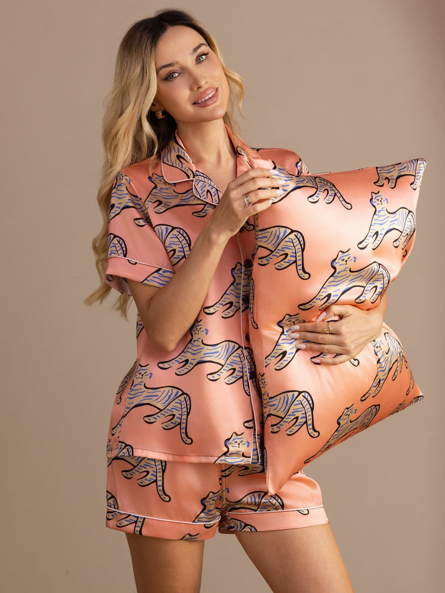19 Momme Artistic Cat Printed 100% Mulberry Silk Pillowcase – Envelope Closure