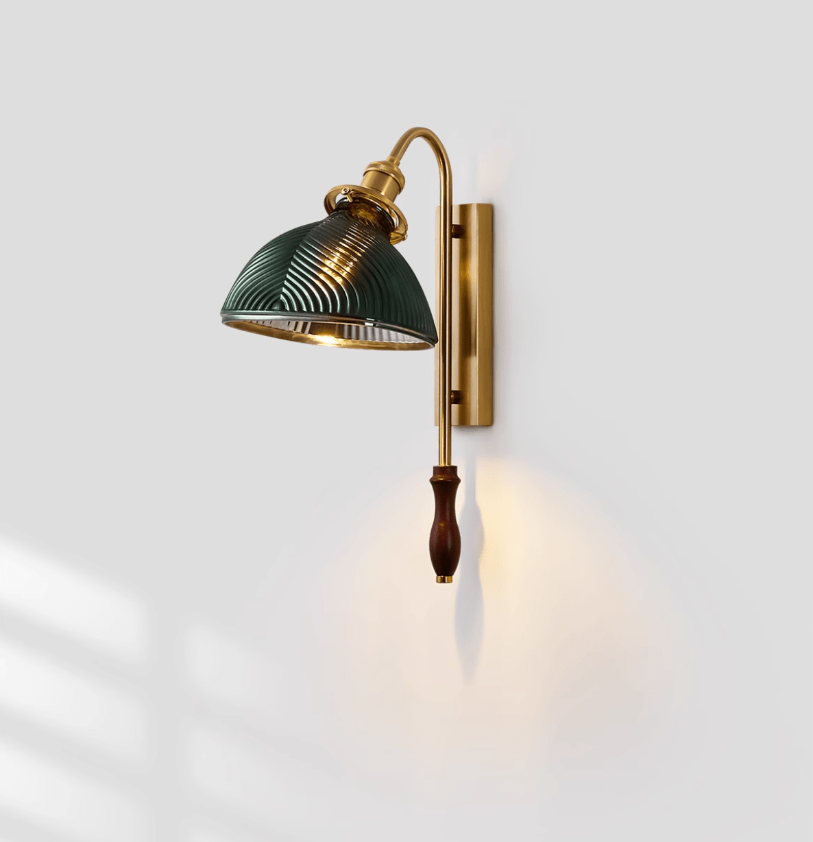 Alaric Wall Lamp