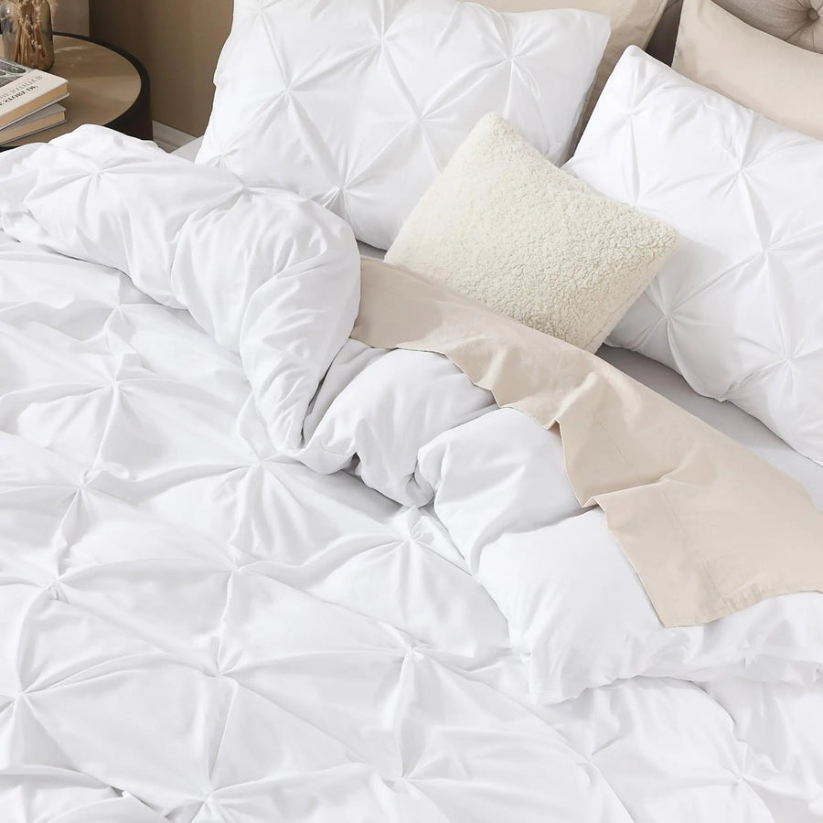 Sleepwyn Linens Pinch Pleated Duvet Cover Set