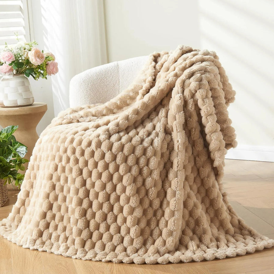 Sleepwyn 3D Clouds Silky Flannel Fleece Blanket