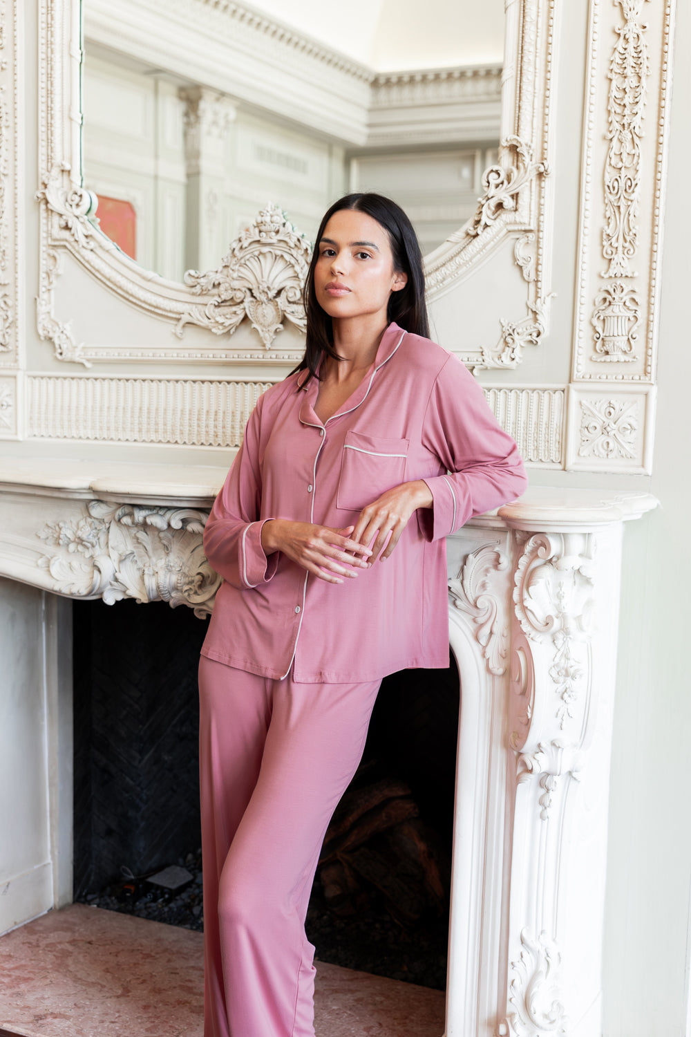 Long-Sleeved Women's Pajama Set in Apple Blossom with Cloud Trim