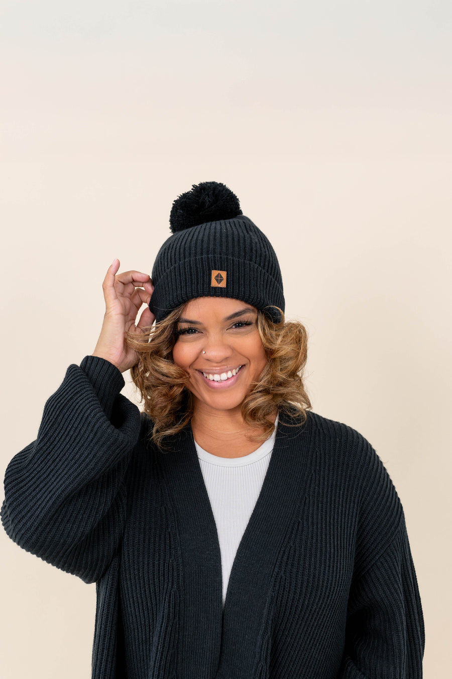 Chunky Knit Pom Beanie in Midnight