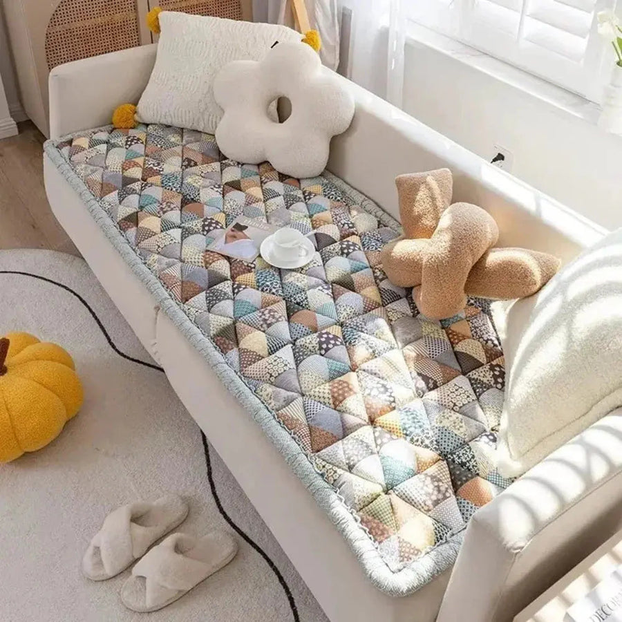 Sleepwyn Soft Floral Couch Cover