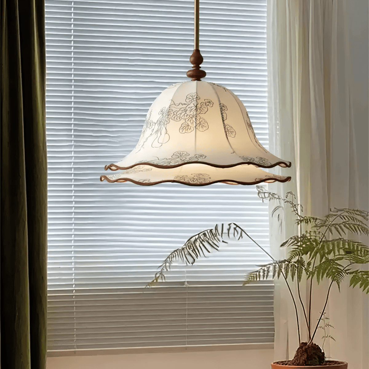 Emilia Floral Pendant Lamp