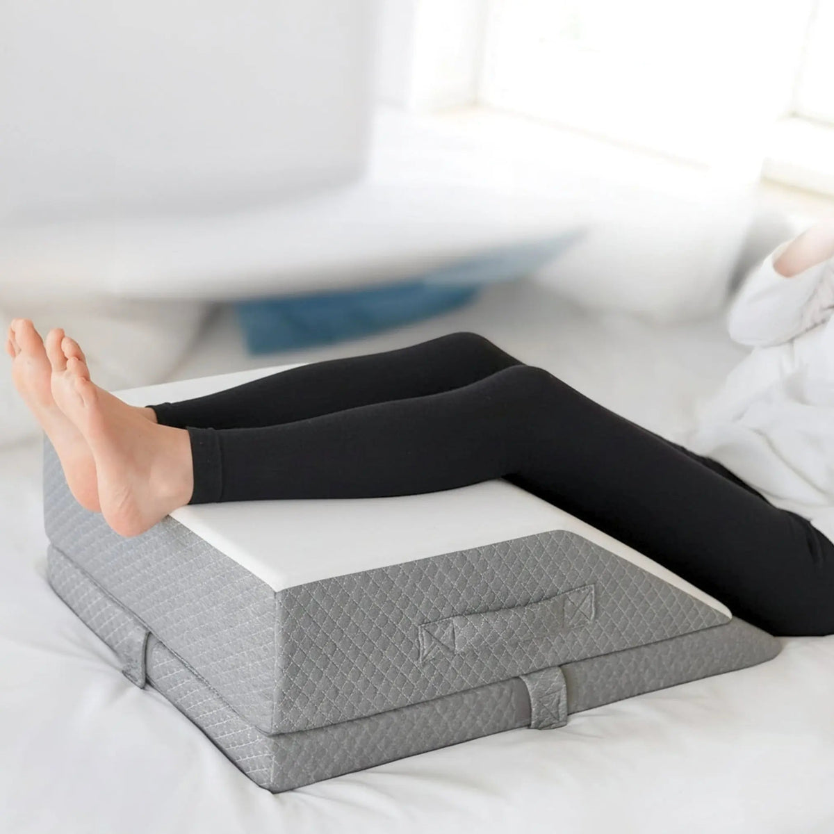 Sleepwyn Memory Foam Wedge Pillow
