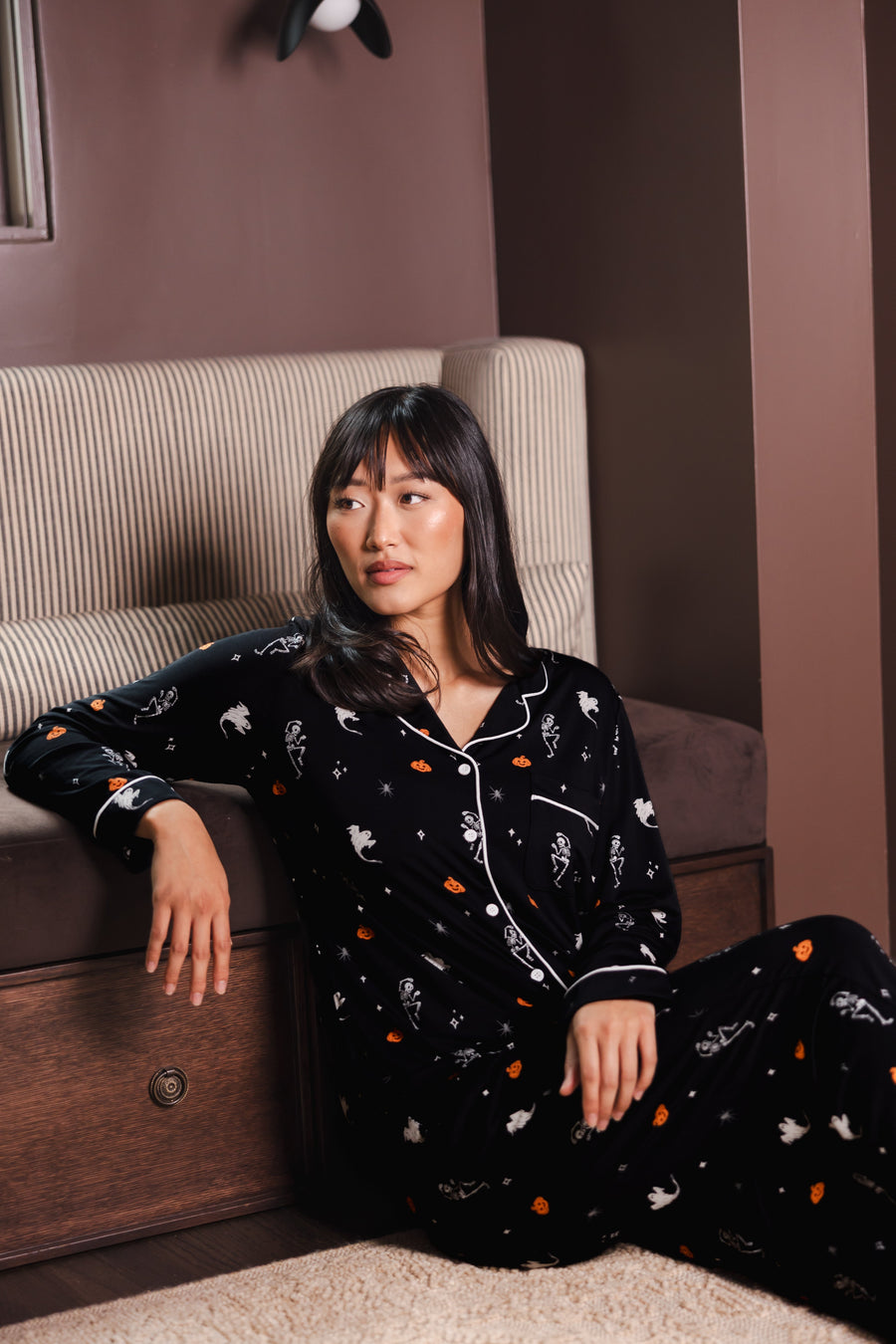 Long-Sleeved Women's Pajama Set in Halloween Friends