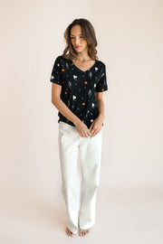 Women's Oversized V-Neck Tee in Halloween Friends