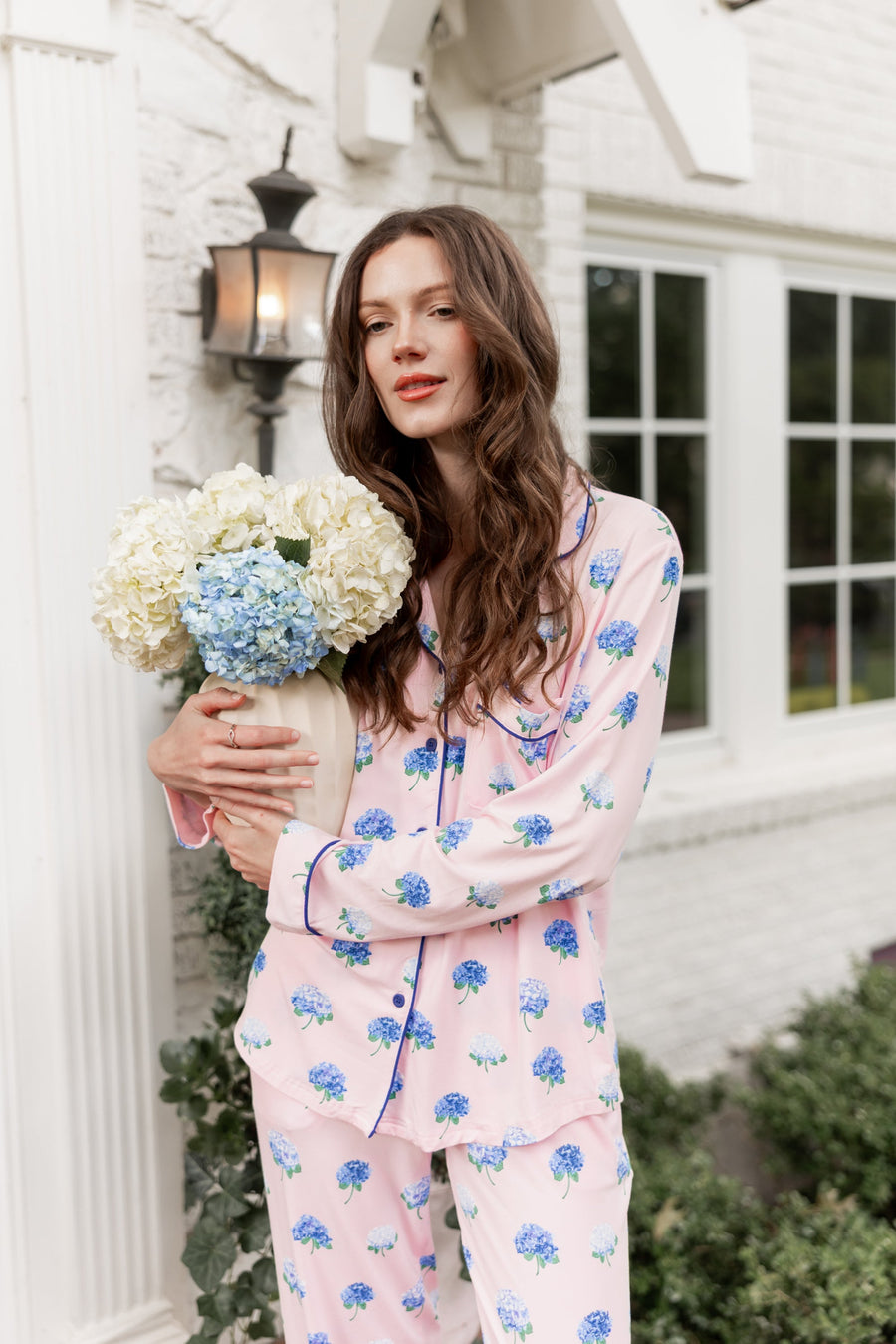 Long-Sleeved Women's Pajama Set in Sakura Hydrangea